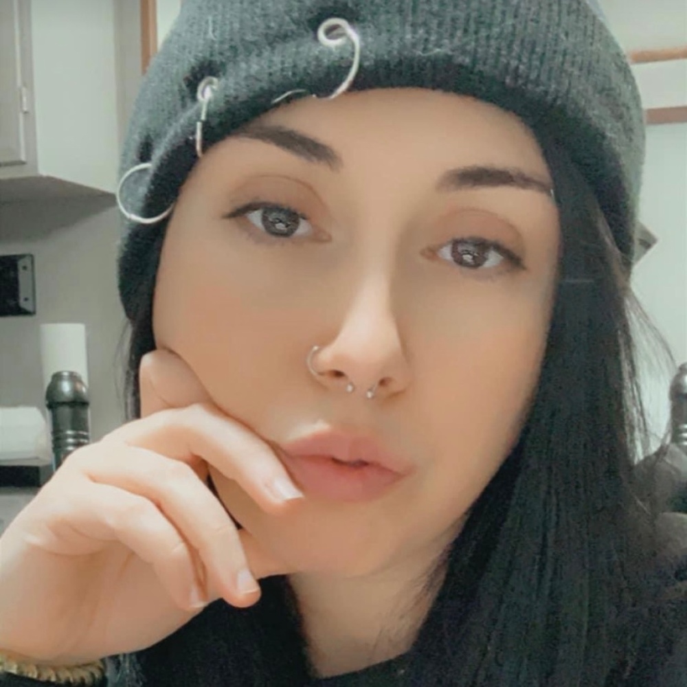 Meet your Posher, Tessa